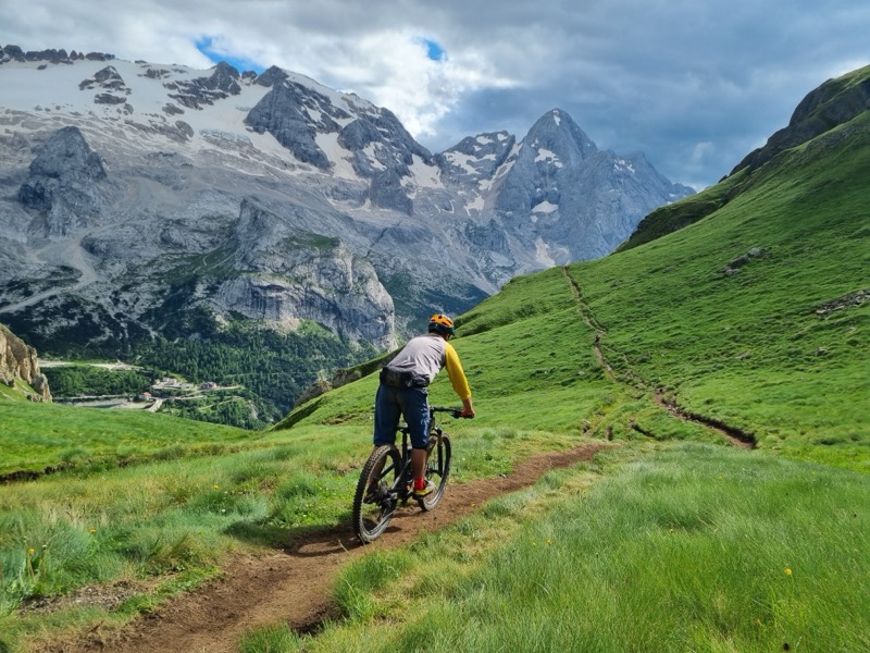 MTB na alpském singletracku